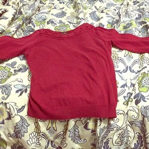 ⭐️TRENDING⭐️ SLEEK LONG SLEEVED TEEN’S SWEATER